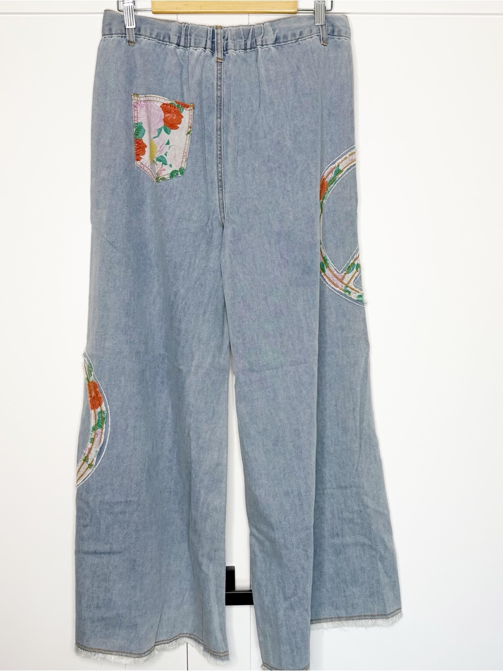 POL Peace Patchwork Light Wash Wide leg Denim Jean pants Medium 70’s hippie boho - Picture 6 of 15